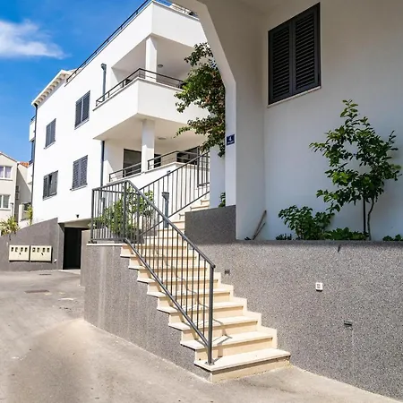 Apartamento Awesome In Stara With Jacuzzi *